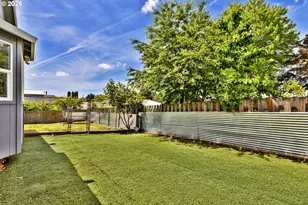 147 E 8th St, Lafayette, OR 97127 - Photo 28
