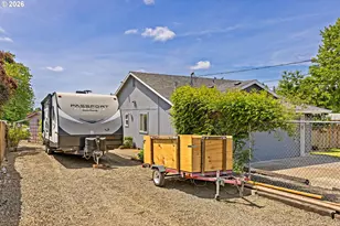 147 E 8th St, Lafayette, OR 97127 - Photo 34