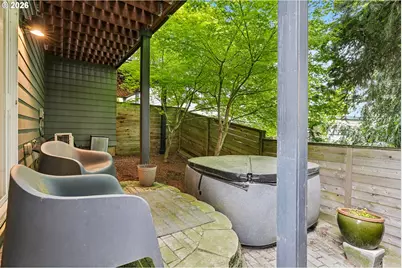 7081 SE Thorburn St, Portland, OR 97215 - Photo 34