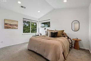 7081 SE Thorburn St, Portland, OR 97215 - Photo 20