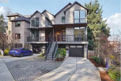 7081 SE Thorburn St, Portland, OR 97215 - Photo 2