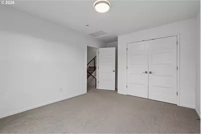 7081 SE Thorburn St, Portland, OR 97215 - Photo 26