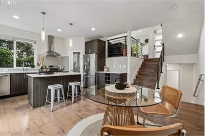 7081 SE Thorburn St, Portland, OR 97215 - Photo 14