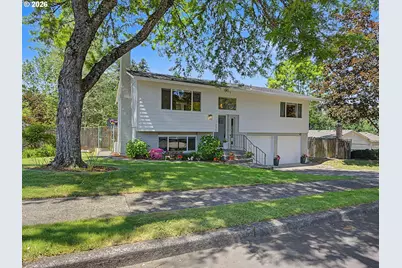 1479 SW Willowbrook Ct, Gresham, OR 97080 - Photo 2