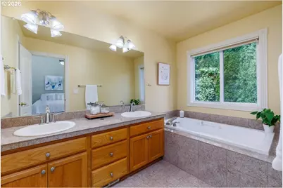 14681 NW Blackthorne Ln, Portland, OR 97229 - Photo 20
