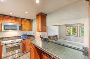 4211 SE 322 Ave, Troutdale, OR 97060 - Photo 6