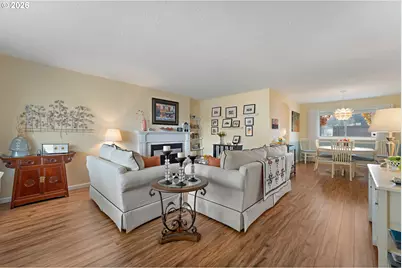 13590 SW 24th St, Beaverton, OR 97008 - Photo 8