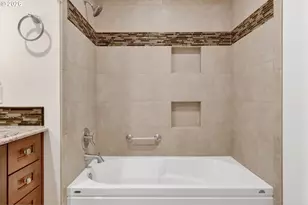 15361 NW Aberdeen Dr, Portland, OR 97229 - Photo 20