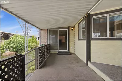 5422 Portland Rd NE #104, Salem, OR 97305 - Photo 30