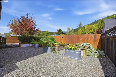 450 Moreland Ave, Drain, OR 97435 - Photo 40