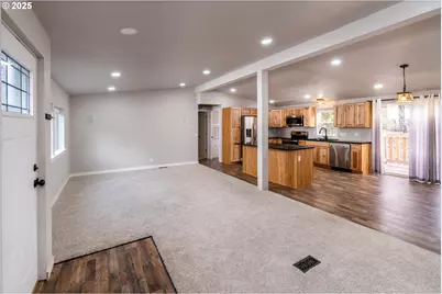 51488 Hann Rd, La Pine, OR 97739 - Photo 16