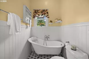 1938 16th Ave, Forest Grove, OR 97116 - Photo 10