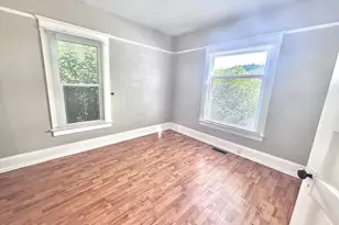 1616 NE Commercial Ave, Roseburg, OR 97470 - Photo 8