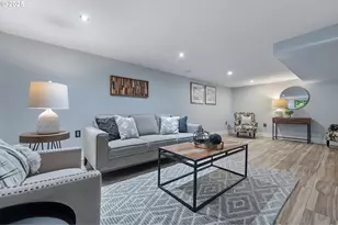 2249 SW Taylors Ferry Rd, Portland, OR 97219 - Photo 24