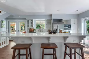 2249 SW Taylors Ferry Rd, Portland, OR 97219 - Photo 16