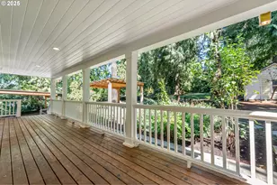 2249 SW Taylors Ferry Rd, Portland, OR 97219 - Photo 34