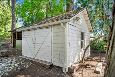 2249 SW Taylors Ferry Rd, Portland, OR 97219 - Photo 44