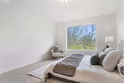 9324 Glory Ct, Salem, OR 97305 - Photo 12