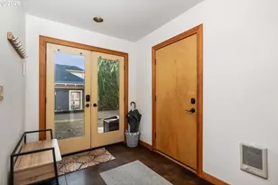 5047 SW View Point Terrace, Portland, OR 97239 - Photo 4