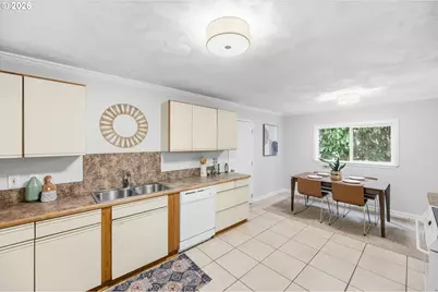 14012 SE River Rd, Milwaukie, OR 97267 - Photo 18