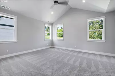 6026 SW 18th Dr, Portland, OR 97239 - Photo 12