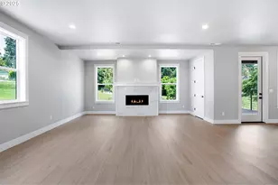 6026 SW 18th Dr, Portland, OR 97239 - Photo 6