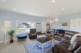 280 NW Double Eagle Ave, Madras, OR 97741 - Photo 4