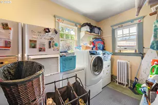 955 S 5th St, Coos Bay, OR 97420 - Photo 22