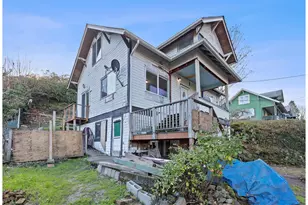 808 W A Loop, Rainier, OR 97048 - Photo 4