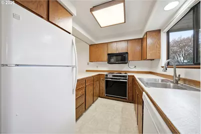 51945 SW 4th St, Scappoose, OR 97056 - Photo 8