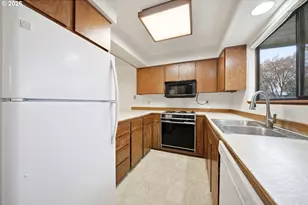 51945 SW 4th St, Scappoose, OR 97056 - Photo 8