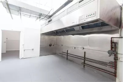 1200 1218 N Killingsworth St, Portland, OR 97217 - Photo 10