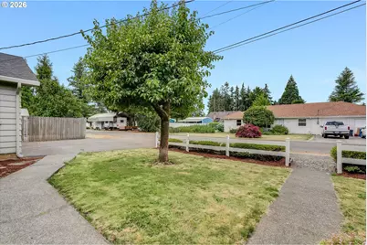 2537 B St, Hubbard, OR 97032 - Photo 38