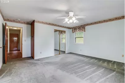 2537 B St, Hubbard, OR 97032 - Photo 32
