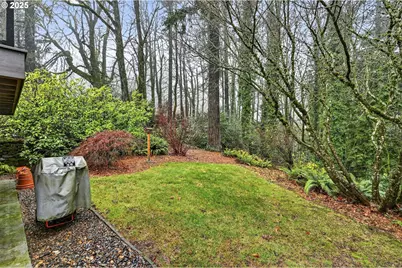 3564 SW Council Crest Dr, Portland, OR 97239 - Photo 18