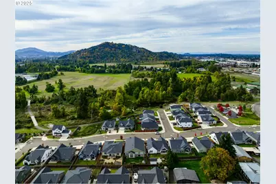 3266 Mountain Creek Ln, Springfield, OR 97478 - Photo 32