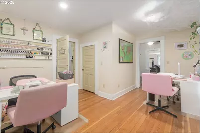 1492 Pearl St, Eugene, OR 97401 - Photo 12