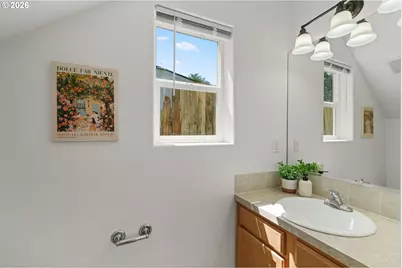 9205 N Macrum Ave, Portland, OR 97203 - Photo 16
