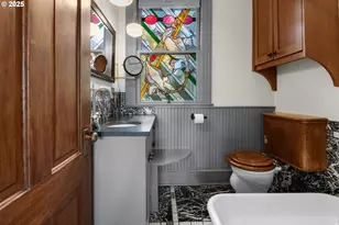 1175 11th St, Astoria, OR 97103 - Photo 16