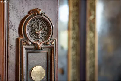 1175 11th St, Astoria, OR 97103 - Photo 8