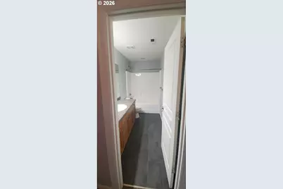 1014 SE 9th St, Gresham, OR 97080 - Photo 10