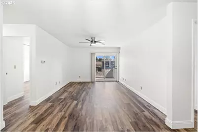 8717 SE Monterey Ave #304, Happy Valley, OR 97086 - Photo 16