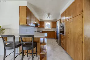 1458 Yolanda Ave, Springfield, OR 97477 - Photo 12