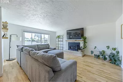 1458 Yolanda Ave, Springfield, OR 97477 - Photo 4