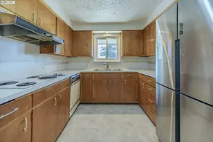 1458 Yolanda Ave, Springfield, OR 97477 - Photo 14