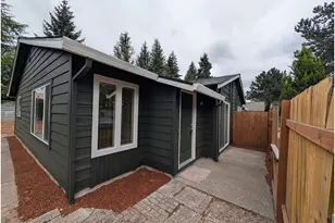 2027 SE River Rd, Hillsboro, OR 97123 - Photo 1