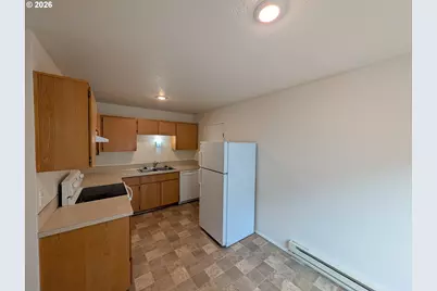 2027 SE River Rd, Hillsboro, OR 97123 - Photo 6