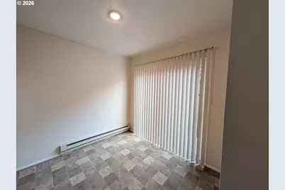 2027 SE River Rd, Hillsboro, OR 97123 - Photo 8