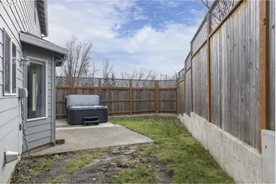 2149 NE Grandhaven St, McMinnville, OR 97128 - Photo 24