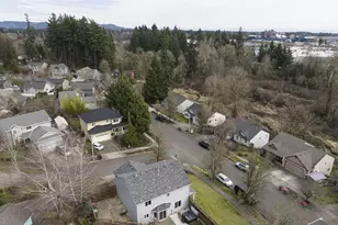 2149 NE Grandhaven St, McMinnville, OR 97128 - Photo 38